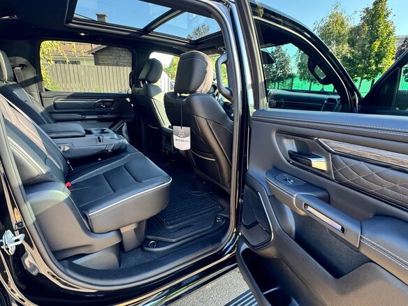 2026 Ram 1500 Crew Cab eTorque V Рестайлинг, чёрный, 16500000 рублей - вид 22