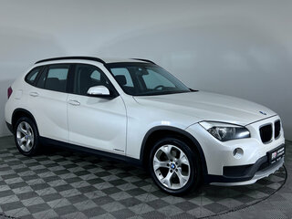 2014 BMW X1 20i I (E84) Рестайлинг, белый, 1485000 рублей, вид 3
