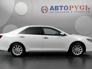 2013 Toyota Camry VII (XV50), белый, 1777000 рублей, вид 5