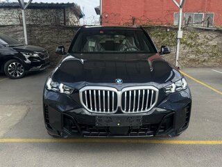 2026 BMW X5 40i IV (G05/G18) Рестайлинг, чёрный, 15190000 рублей, вид 2