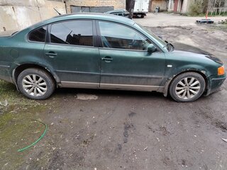 2000 Volkswagen Passat B5, зелёный, 175000 рублей, вид 2
