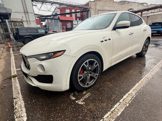 2022 Maserati Levante I Рестайлинг, белый, 6300000 рублей, вид 2