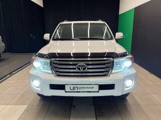 2014 Toyota Land Cruiser 200 Series Рестайлинг 1, белый, 4800000 рублей, вид 2