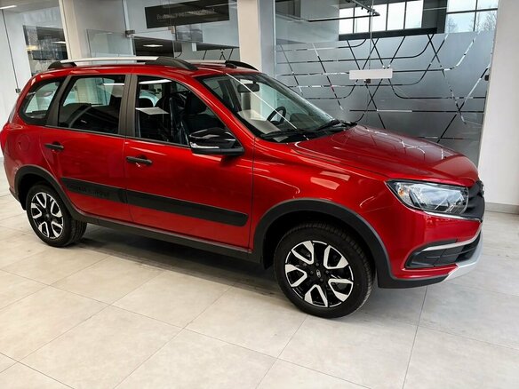 2026 Lada (ВАЗ) Granta Cross I Рестайлинг, красный, 1225000 рублей - вид 1