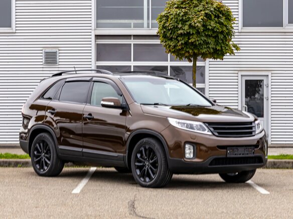 2012 Kia Sorento II Рестайлинг, коричневый, 1595000 рублей - вид 2