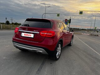 2016 Mercedes-Benz GLA 250 I (X156), красный, 1620000 рублей, вид 4