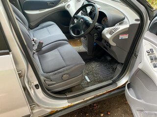 2002 Nissan Tino, серый, 220000 рублей, вид 5