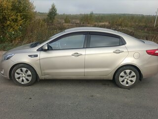 2012 Kia Rio 5-speed III, бежевый, 600000 рублей, вид 4