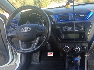 2012 Kia Rio III, белый, 780000 рублей, вид 3