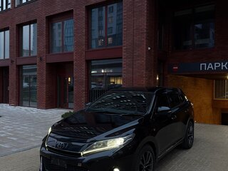 2018 Toyota Harrier III (XU60) Рестайлинг, чёрный, 3200000 рублей, вид 2