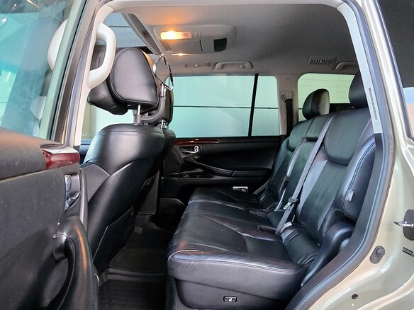 2011 Lexus LX 570 III, золотистый, 4700000 рублей - вид 16