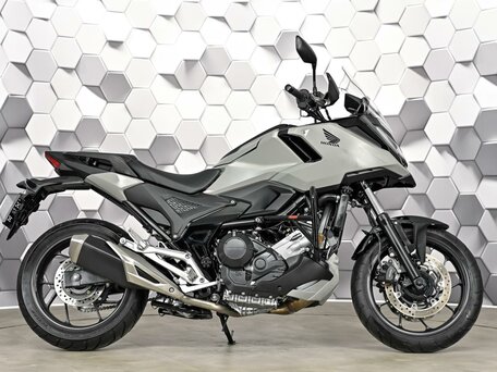 2025 Honda NC 750X, серый, 1277000 рублей, вид 3