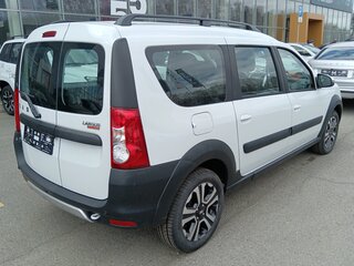 2026 Lada (ВАЗ) Largus Cross I Рестайлинг, белый, 1947000 рублей, вид 5
