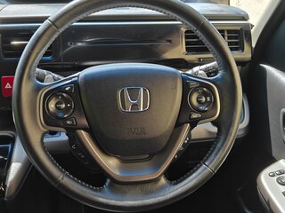 2021 Honda Stepwgn Spada V Рестайлинг, белый, 2250000 рублей, вид 4