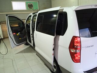 2013 Hyundai Grand Starex I, белый, 2000000 рублей, вид 5