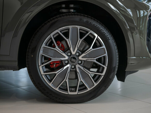 2026 Audi Q5 L III (GU), зелёный, 7540000 рублей - вид 12