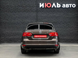 2011 Volkswagen Jetta VI, коричневый, 1050000 рублей, вид 5