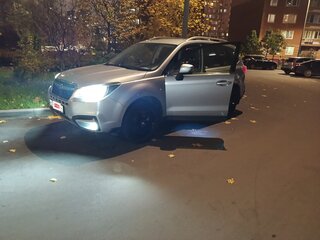 2016 Subaru Forester IV Рестайлинг 2, серебристый, 2200000 рублей, вид 5