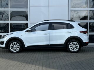 2019 Kia Rio X-Line IV, белый, 1550000 рублей, вид 4