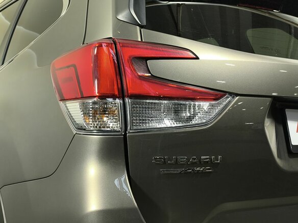 2019 Subaru Forester V, серый, 1950000 рублей - вид 24