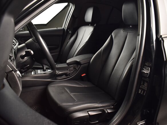 2014 BMW 3 серии 320i VI (F3x), чёрный, 1250000 рублей - вид 16