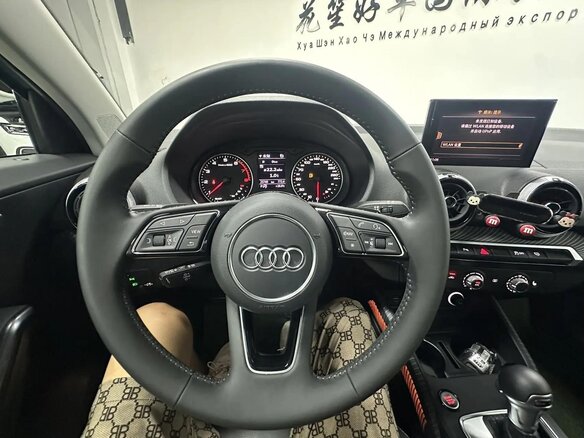 2022 Audi Q2 L 35 TFSI I Рестайлинг, синий, 2100000 рублей - вид 9