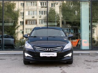 2015 Hyundai Solaris I Рестайлинг, чёрный, 1040000 рублей, вид 2