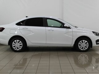 2024 Lada (ВАЗ) Vesta I Рестайлинг (NG), белый, 1350000 рублей, вид 4