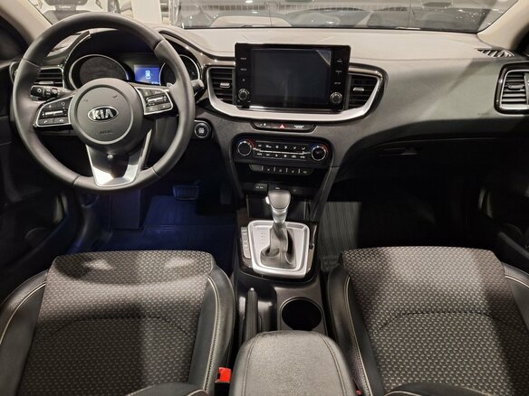 2020 Kia Ceed III, чёрный, 1920000 рублей - вид 7
