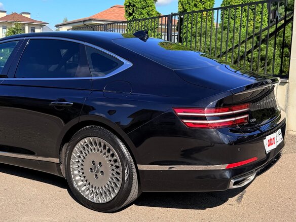 2021 Genesis G80 II, чёрный, 3650000 рублей - вид 3