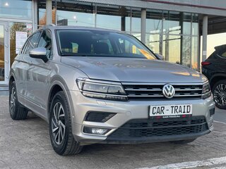 2018 Volkswagen Tiguan II, серебристый, 2400000 рублей, вид 3