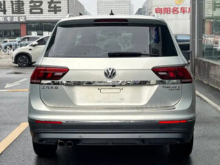 2021 Volkswagen Tiguan L II (China Market), бежевый, 1790001 рублей, вид 4
