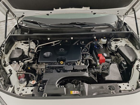 2021 Toyota RAV4 V (XA50), белый, 2739000 рублей - вид 9