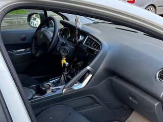 2011 Peugeot 3008 I, белый, 560000 рублей, вид 5
