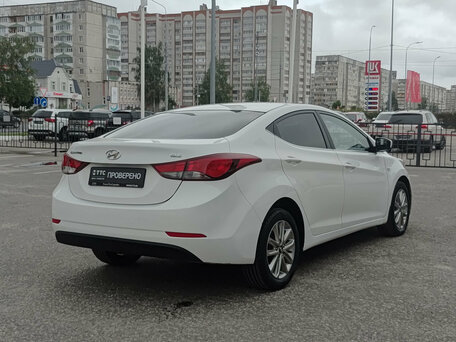 2014 Hyundai Elantra V (MD) Рестайлинг, белый, 1029000 рублей, вид 5