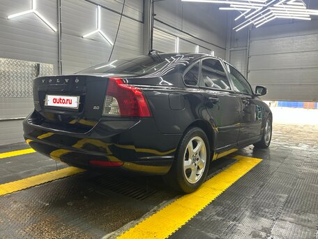 2012 Volvo S40 II Рестайлинг, чёрный, 550000 рублей, вид 4