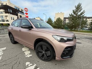 2024 Volkswagen Tiguan L Pro III (China Market), коричневый, 4850000 рублей, вид 3