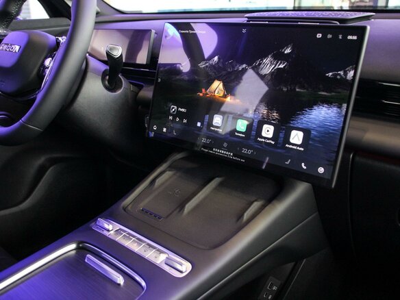 2026 Omoda C7, чёрный - вид 25