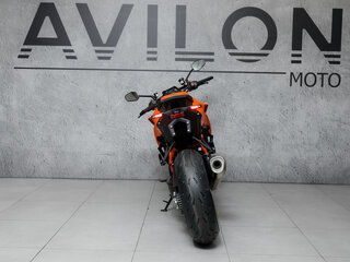 2026 KTM 1390 Super Duke R, оранжевый, 2600000 рублей, вид 4