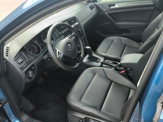 2021 Volkswagen Golf VII Рестайлинг, синий, 1900000 рублей, вид 5