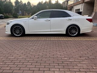 2013 Toyota Crown XIV (S210), белый, 2000000 рублей, вид 5