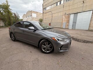2018 Hyundai Elantra VI (AD), серебристый, 1300000 рублей, вид 3