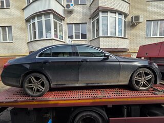 2019 Mercedes-Benz E-Класс 200 V (W213, S213, C238), чёрный, 2760000 рублей, вид 4