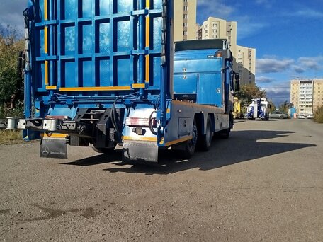 1999 Mercedes-Benz Actros, синий, 5100000 рублей, вид 3