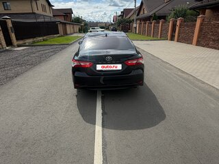 2021 Toyota Camry VIII (XV70) Рестайлинг, чёрный, 2850000 рублей, вид 1