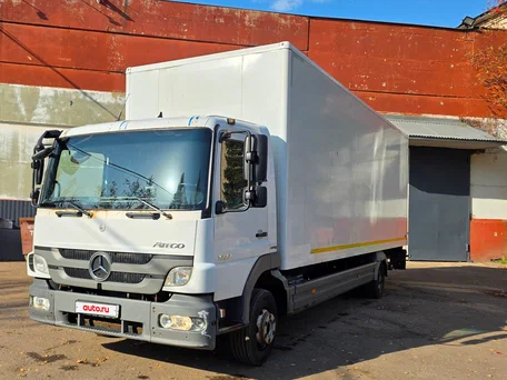 2013 Mercedes-Benz Atego, белый, 4700000 рублей, вид 1