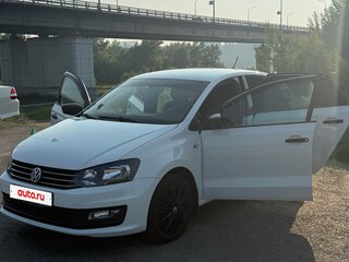 2015 Volkswagen Polo V Рестайлинг, белый, 1125000 рублей, вид 1