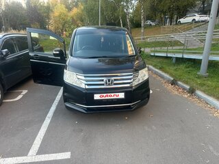 2012 Honda Stepwgn IV Рестайлинг, чёрный, 1600000 рублей, вид 3