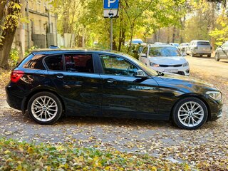 2018 BMW 1 серии 118i II (F20/F21) Рестайлинг 2, чёрный, 1690000 рублей, вид 3