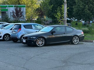 2008 BMW 3 серии 325i xDrive V (E90/E91/E92/E93), чёрный, 1600000 рублей, вид 4